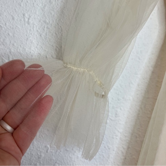 Tutu du Monde tulle dress long sleeve ivory w/‎ beaded purple flowers 2-3 years - Picture 5 of 8